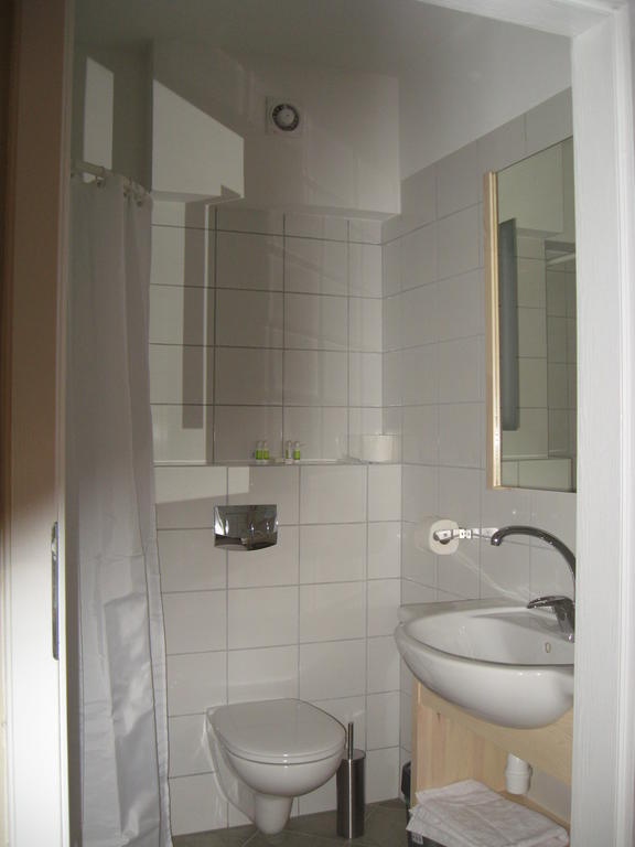 5A Hotel Services Koszalin Exteriör bild