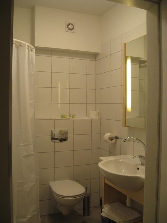 5A Hotel Services Koszalin Exteriör bild